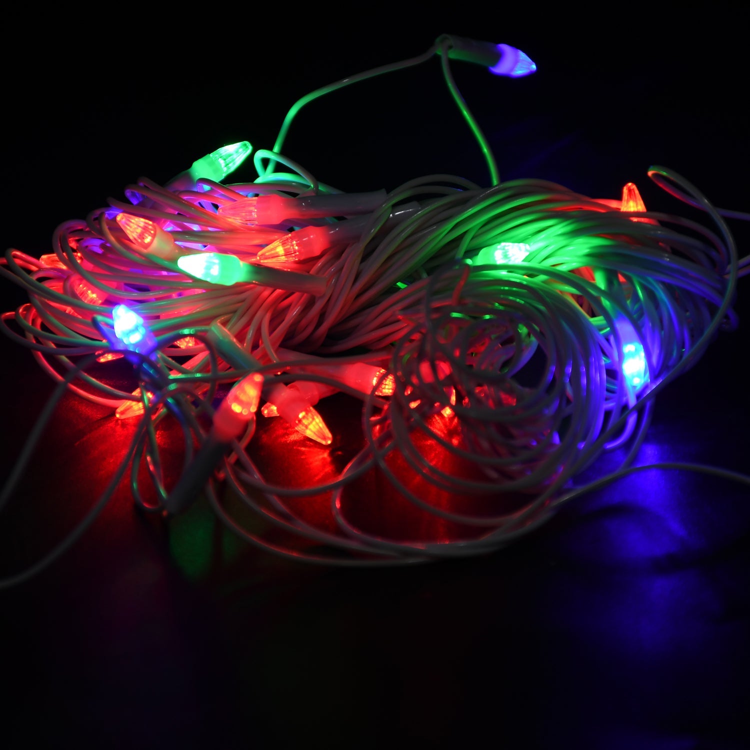 8333 8Mtr Home Decoration Diwali & Wedding LED Christmas String Light Indoor and Outdoor Light (28L 8mtr) 8333 8Mtr Home Decoration Diwali & Wedding LED Christmas String Light Indoor and Outdoor Light (28L 8mtr)